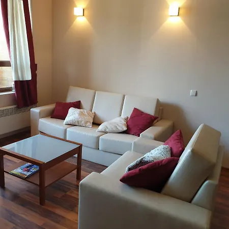 At White Lavina * 班斯科